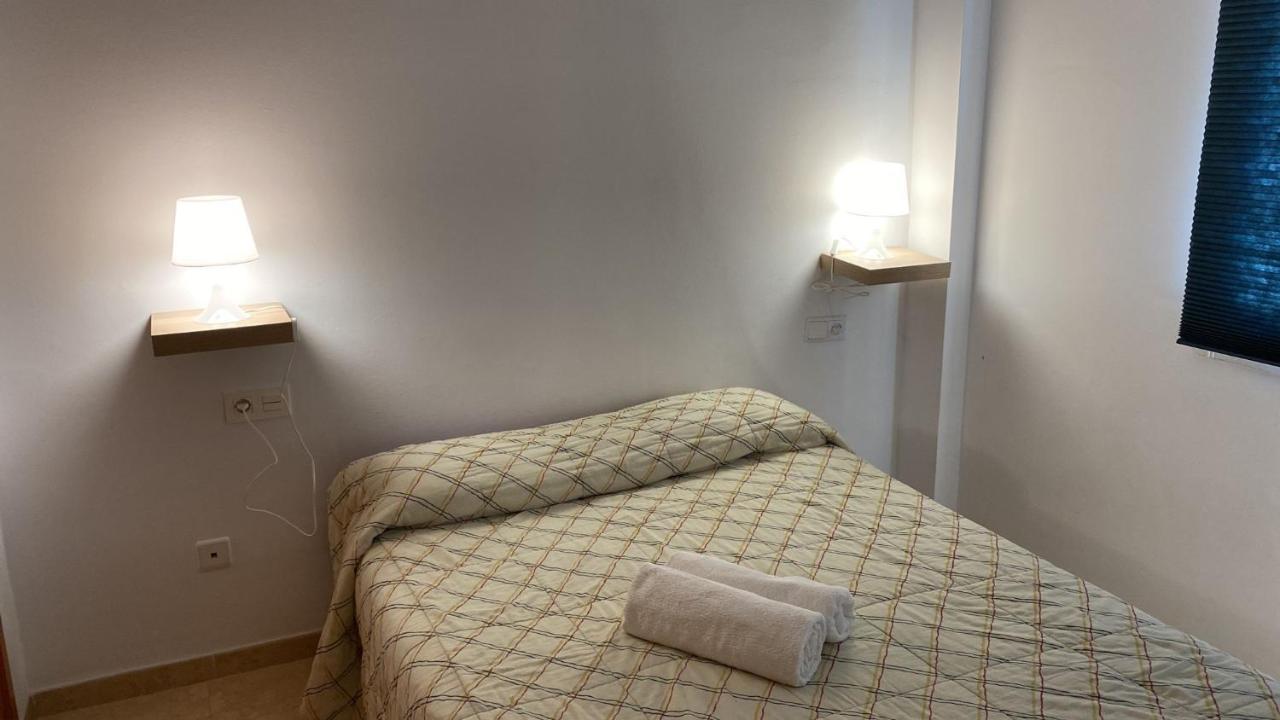 Habitacion Grande Con Bano Privado En Coin A 30Km De La Playa Екстериор снимка