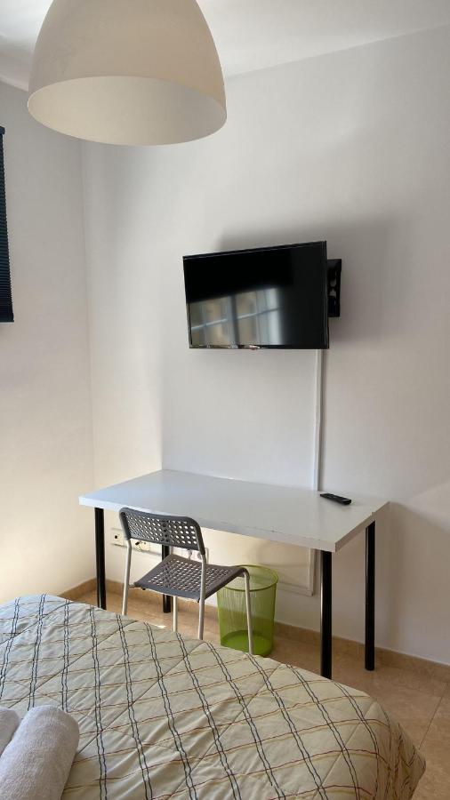Habitacion Grande Con Bano Privado En Coin A 30Km De La Playa Екстериор снимка